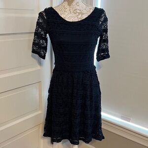 Size L Navy Blue Lace Dress Rewind Sleeves